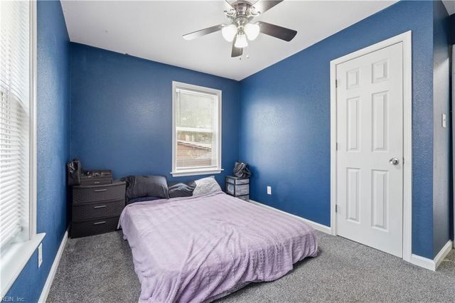 837 Pine Harbor DR, Norfolk, VA 23502