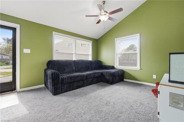 837 Pine Harbor DR, Norfolk, VA 23502