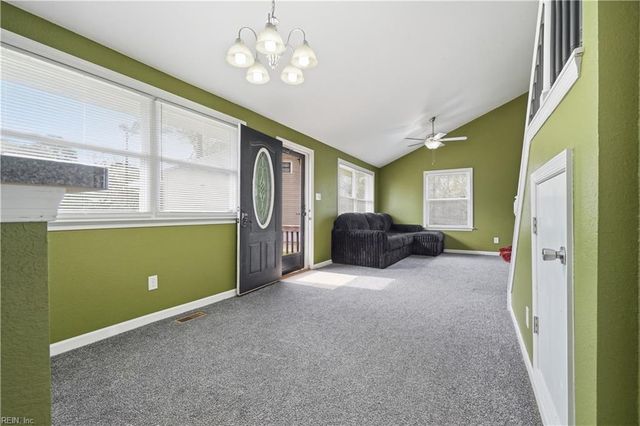 837 Pine Harbor DR, Norfolk, VA 23502