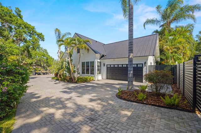 5610 N RIVER SHORE DRIVE, Tampa, FL 33603