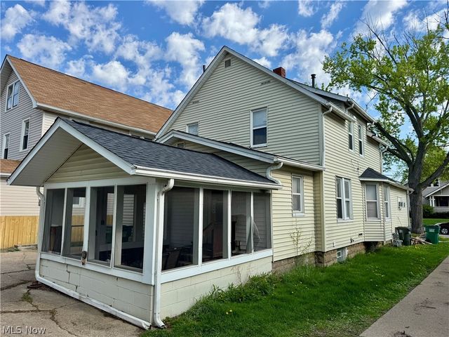423 7th Street, Fairport Harbor, OH 44077