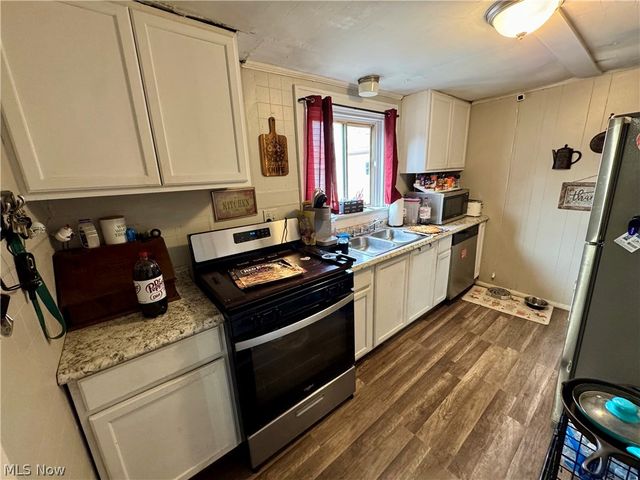 423 7th Street, Fairport Harbor, OH 44077