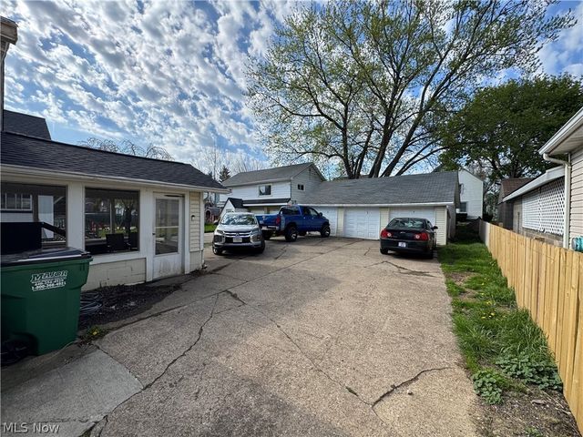 423 7th Street, Fairport Harbor, OH 44077