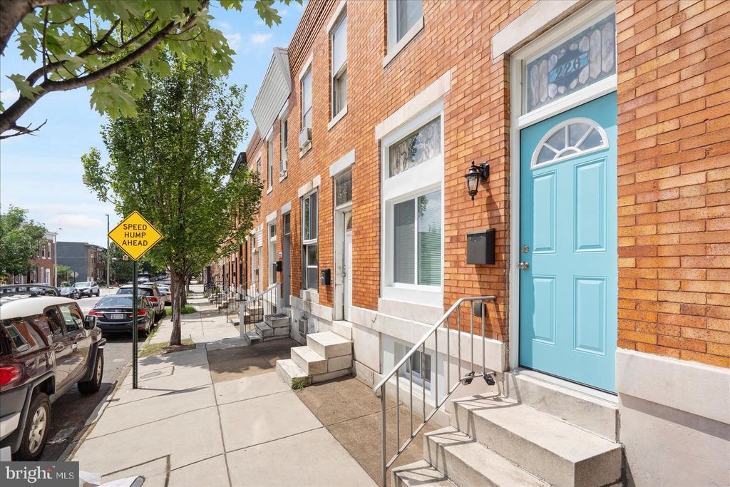 Image 1 of property listing at 226 N ELLWOOD AVE, Baltimore, MD 21224