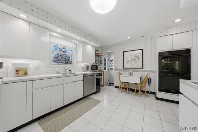 54 Coniston Road, Amherst, NY 14226