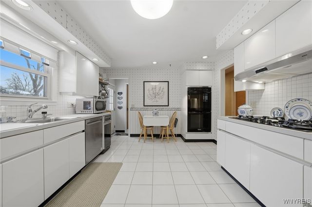 54 Coniston Road, Amherst, NY 14226