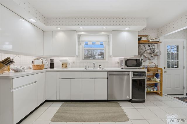 54 Coniston Road, Amherst, NY 14226