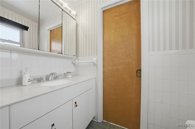 54 Coniston Road, Amherst, NY 14226