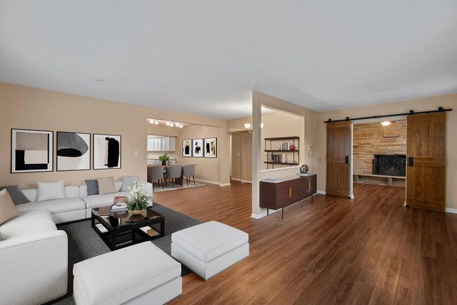 412 N Chicago AVENUE, South Milwaukee, WI 53172