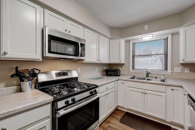 412 N Chicago AVENUE, South Milwaukee, WI 53172