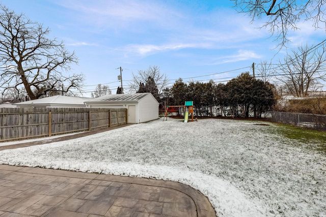 412 N Chicago AVENUE, South Milwaukee, WI 53172