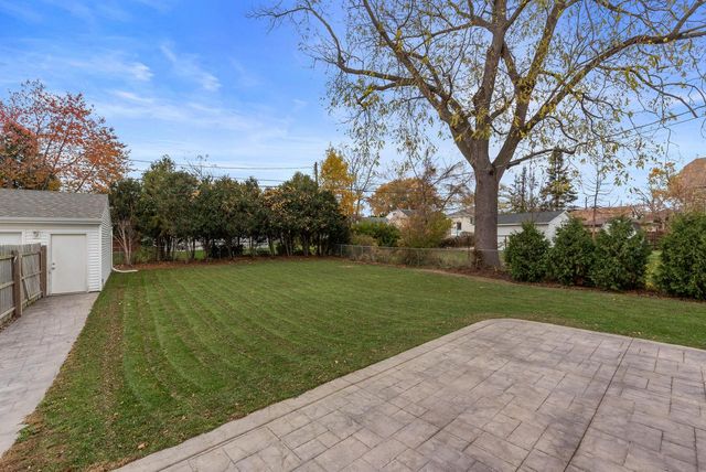 412 N Chicago AVENUE, South Milwaukee, WI 53172