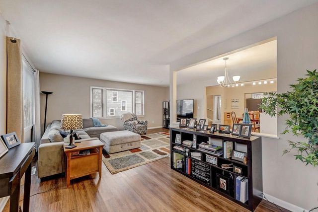 412 N Chicago AVENUE, South Milwaukee, WI 53172