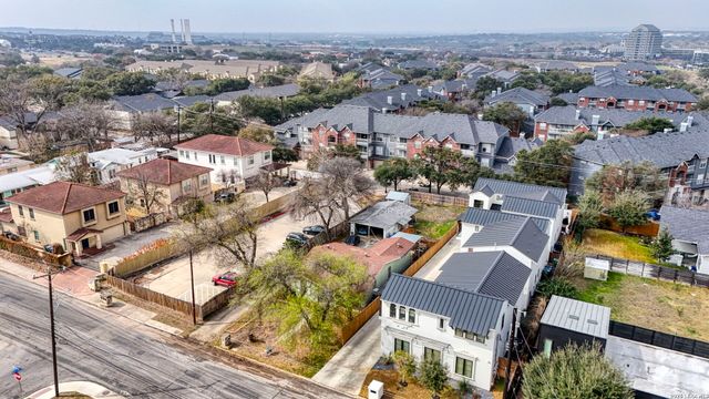 363 Everest, San Antonio, TX 78209