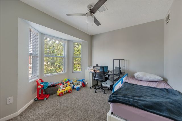 4441 Old College 7202, Bryan, TX 77801