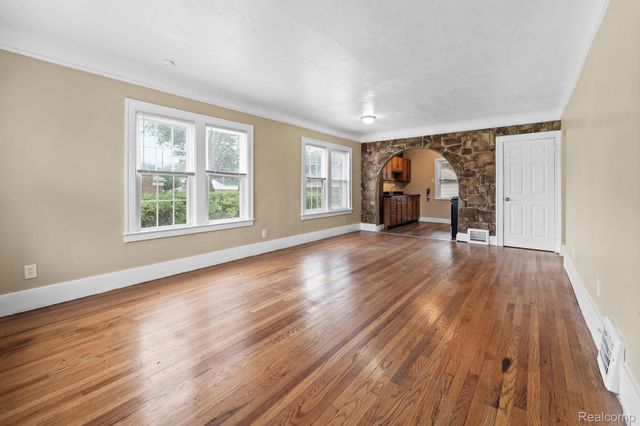 4216 Lafayette Boulevard, Lincoln Park, MI 48146