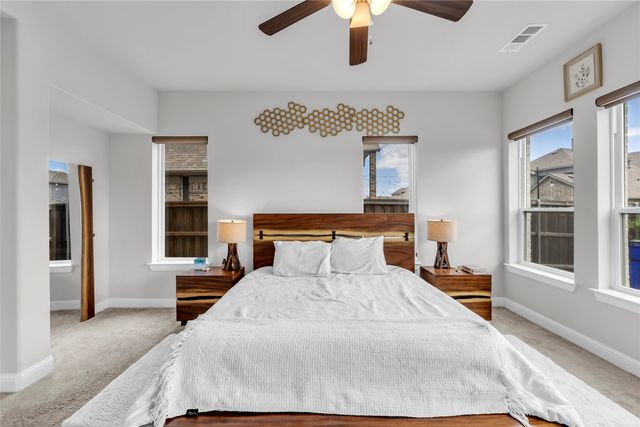 1112 Maverick Drive, Mansfield, TX 76063