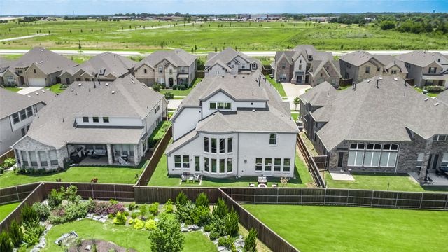 1112 Maverick Drive, Mansfield, TX 76063