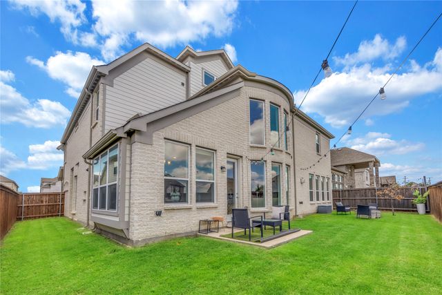 1112 Maverick Drive, Mansfield, TX 76063