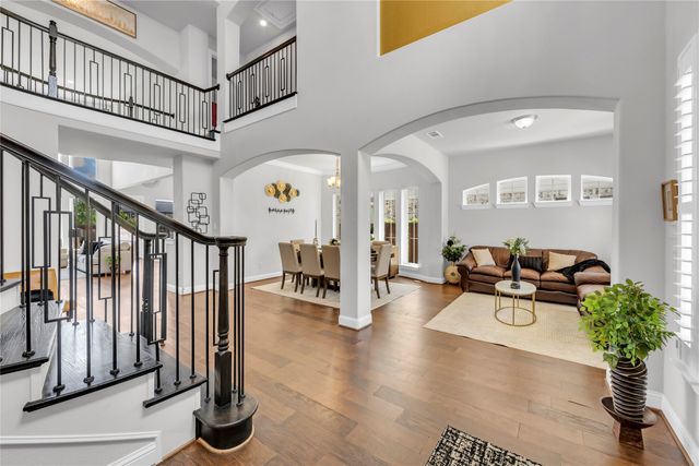 1112 Maverick Drive, Mansfield, TX 76063