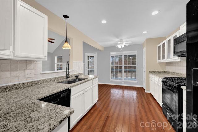 9117 Strattonville Court, Huntersville, NC 28078