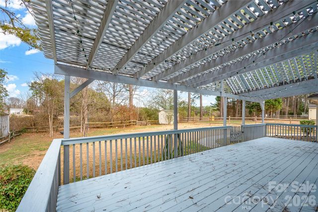 9117 Strattonville Court, Huntersville, NC 28078