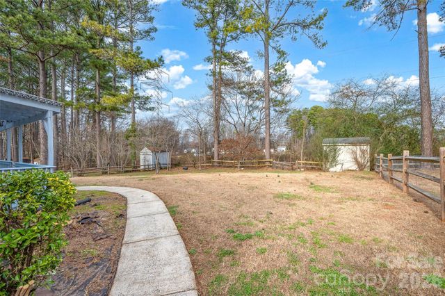 9117 Strattonville Court, Huntersville, NC 28078