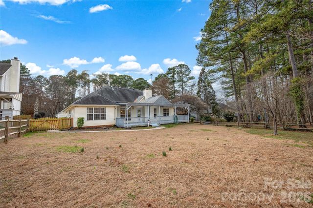 9117 Strattonville Court, Huntersville, NC 28078