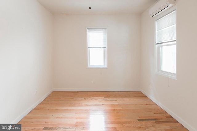 618 S 3RD ST, Philadelphia, PA 19147