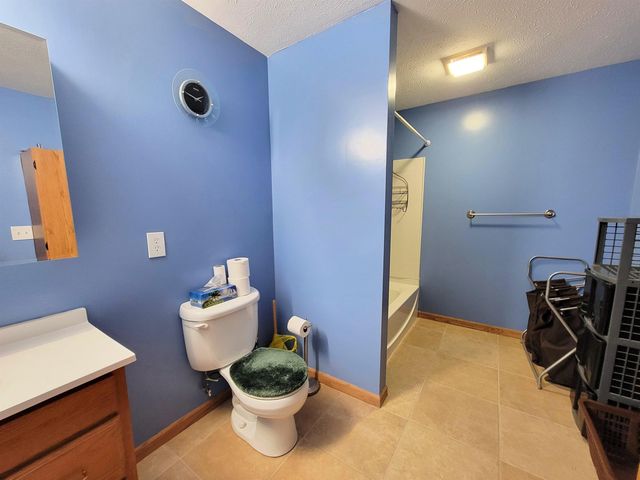 2407 Ambassador Dr, Salina, KS 67401