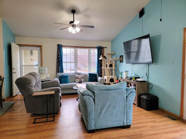 2407 Ambassador Dr, Salina, KS 67401