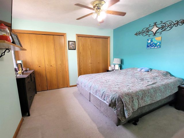 2407 Ambassador Dr, Salina, KS 67401