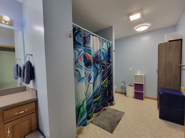 2407 Ambassador Dr, Salina, KS 67401