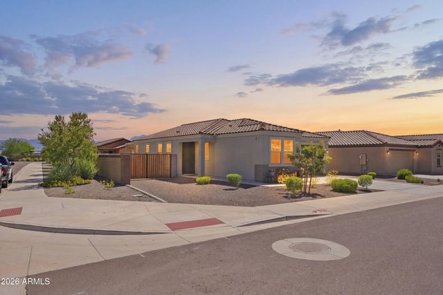 8327 W ILLINI Street, Tolleson, AZ 85353