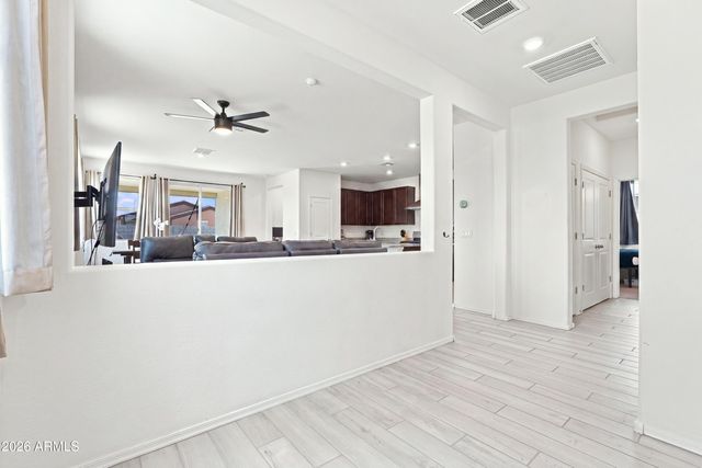 8327 W ILLINI Street, Tolleson, AZ 85353