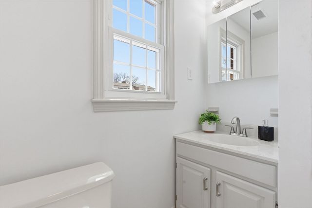 224 Park St B4, Stoneham, MA 02180