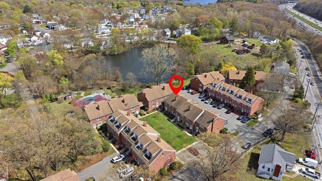 224 Park St B4, Stoneham, MA 02180
