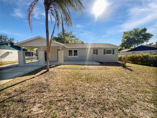 800 MARION DRIVE, Mount Dora, FL 32757