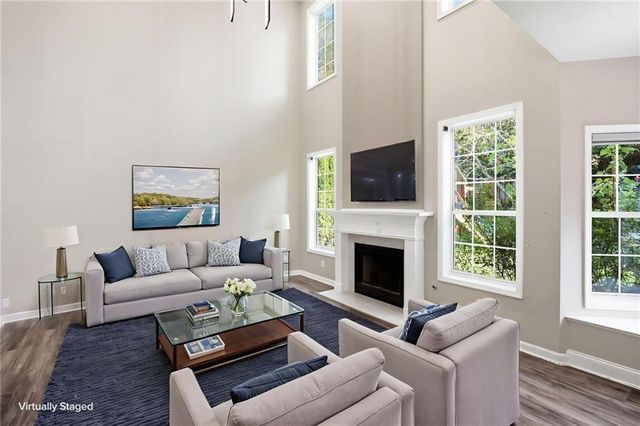 302 Highland Court, Woodstock, GA 30188