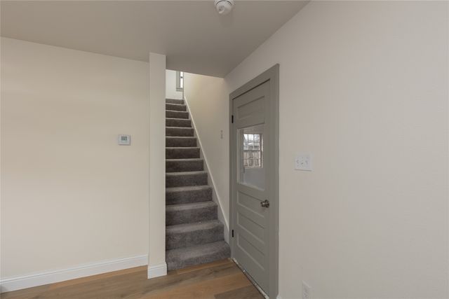 833 W Live Oak Street, Jacksboro, TX 76458