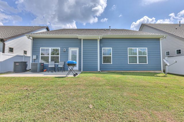 3652 Stormy Ln, Rockvale, TN 37153