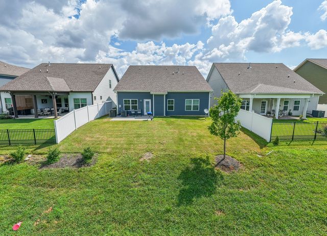 3652 Stormy Ln, Rockvale, TN 37153