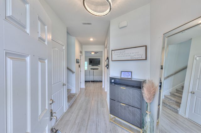 3652 Stormy Ln, Rockvale, TN 37153