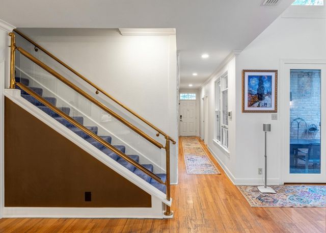 902 W 18th ST B, Austin, TX 78701