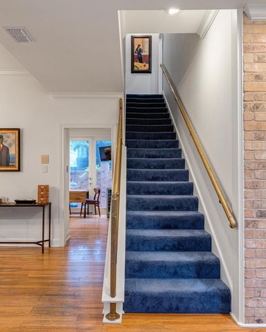 902 W 18th ST B, Austin, TX 78701