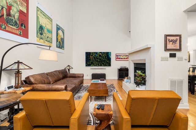 902 W 18th ST B, Austin, TX 78701