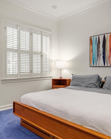 902 W 18th ST B, Austin, TX 78701