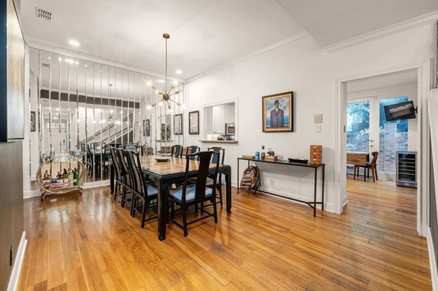 902 W 18th ST B, Austin, TX 78701