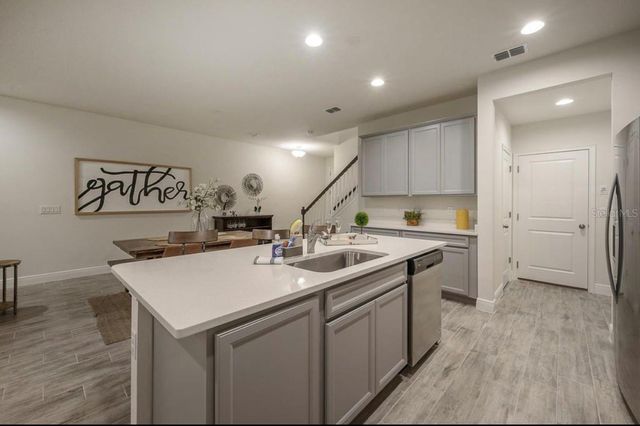 10128 NEWEL VALLEY LOOP, Riverview, FL 33569