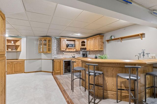 75 Apple Orchard Road, Dellwood, MN 55110